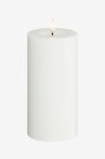 DeluxeHomeart - LED-pelarljus 7,5x15 cm - Vit - Ljus - Från Homeroom