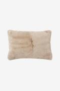 Skinnwille - Kudde Fluffy 40x60 - Beige - Prydnadskuddar & kuddfodral ...