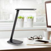 LED-bordslampa MAULjazzy, svart, höjd 43 cm, dimbar USB-port
