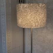 PR Home Golvlampa Amy, Eldertree grön/grå, höjd 150 cm, E27