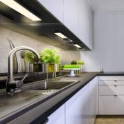 OSRAM LED-bänklampa Sockel svart 3 000 K dimbar-uttag