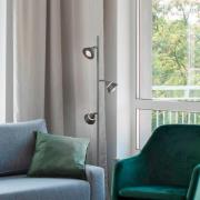 Trio Lighting LED-golvlampa Romeo, höjd 150 cm, svart, metall, 3 lampo...