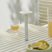 HAY LED-batteridriven bordslampa HOST PORTABLE, krämvit, 22 cm IP44