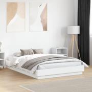vidaXL Sängram med LEDs vit 135x190 cm