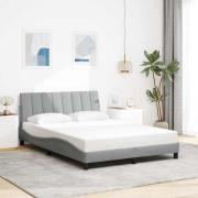vidaXL Sängram utan madrass ljusgrå 140x190 cm tyg