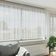 vidaXL Spetsgardin med gardiner Blommor Vit 140 x 600 cm Polyester