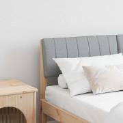 vidaXL Klädd sänggavel Ljusgrå 140 cm Massiv furu