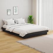 vidaXL Sängram massivt trä 140x190 cm