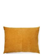 Wille 60X80 Cm Home Textiles Cushions & Blankets Cushions Gul Complime...