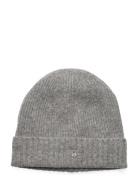 GANT Unisex. Shield Wool Beanie Grå