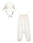 Ralph Lauren Baby Floral Smocked Jumpsuit & Hat Set Vit