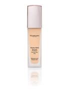 Elizabeth Arden Flawless Finish Skincaring Foundation