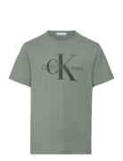 Calvin Klein Ck Monogram Ss T-Shirt Grön