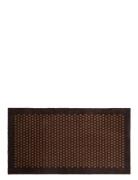 Tica Copenhagen Floormat/Carpet Dot Cognac 67X120 Cm Brun