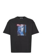 Weekday Graphic Tee Great Boxy Printed Svart