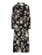 Tamaris Apparel Auburn Aop Long Trapes Collar Dress Svart