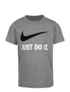 Nike Te-S/S Tee Grå