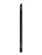 NYX Professional Makeup Pro Angled Brush Nude