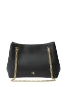 Calvin Klein Minimal Monogram Shoulder Bag Wi Svart