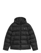 GANT Active Cloud Jacket Svart