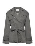 Monki Washed Trenchcoat Grå