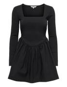 ONLY Onlmenia Ls Balloon Short Dress Wvn Svart