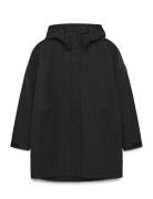 Makia Glacier Parka Svart